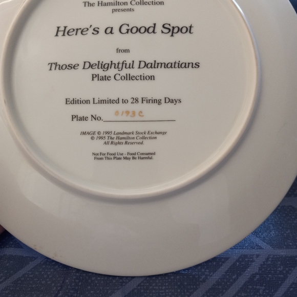 The Hamilton Collection plates - Picture 2 of 2